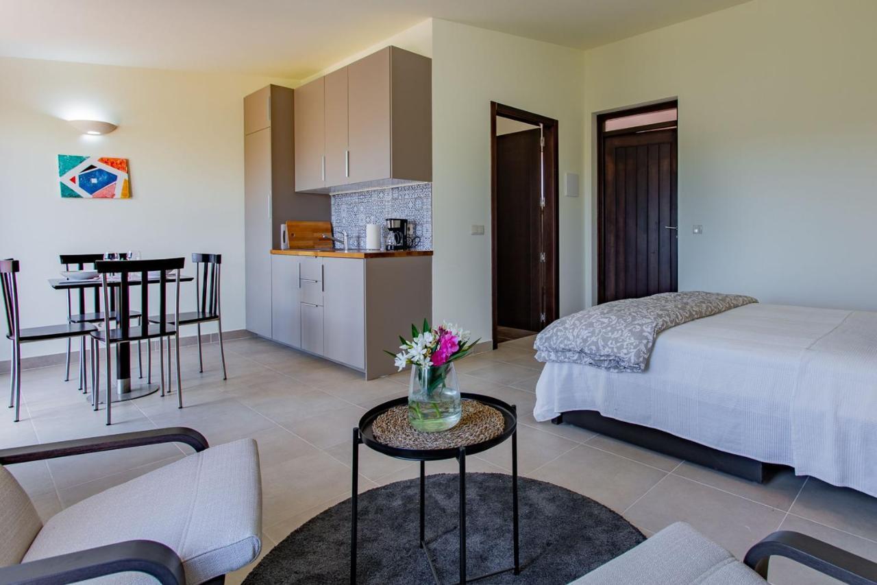 Corte Velada Guest House By Lovelystay 拉哥斯 外观 照片