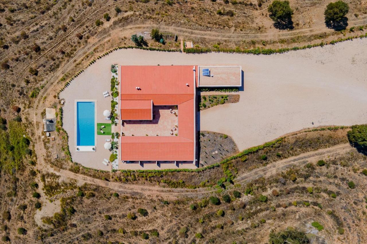 Corte Velada Guest House By Lovelystay 拉哥斯 外观 照片