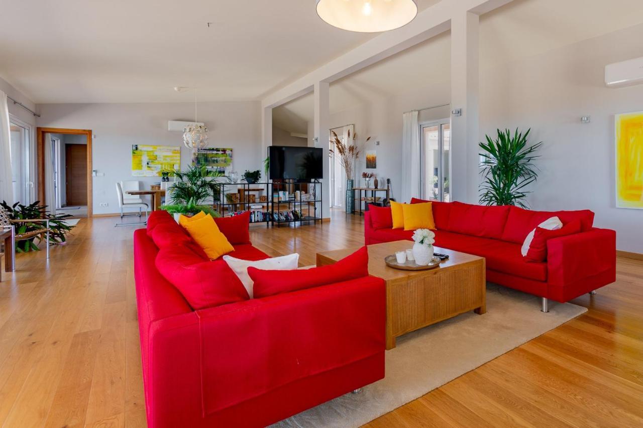Corte Velada Guest House By Lovelystay 拉哥斯 外观 照片